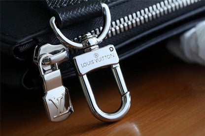 Franco Shops - Louis Vuittons  - 9818