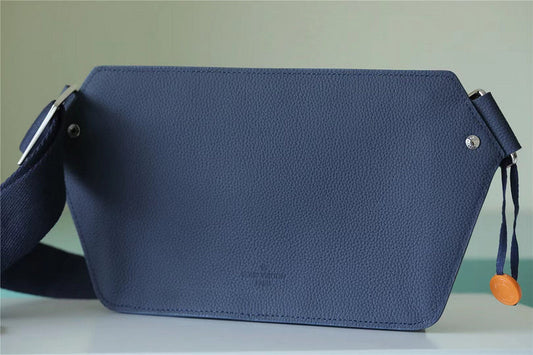 Franco Shops - Louis Vuittons  - 9980