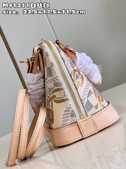 Franco Shops - Louis Vuittons  - 15487