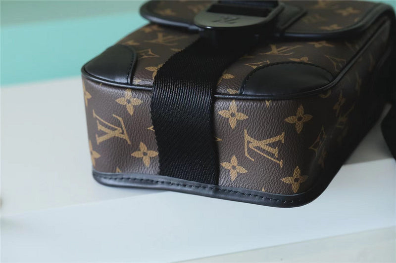 Franco Shops - Louis Vuittons  - 9995