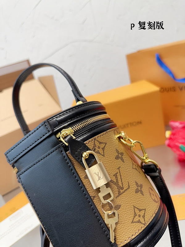 Franco Shops - Louis Vuittons  - 14956
