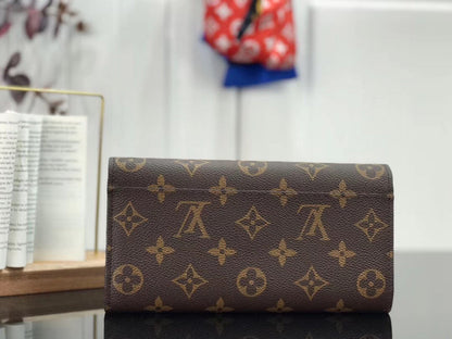 Franco Shops - Louis Vuittons  - 9199