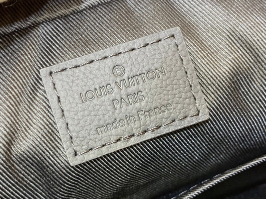 Franco Shops - Louis Vuittons  - 15291