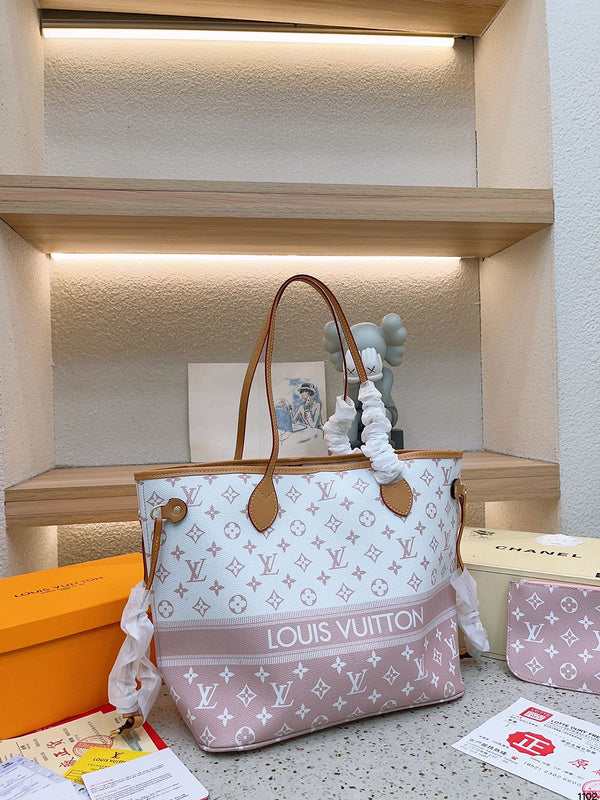 Franco Shops - Louis Vuittons  - 14867