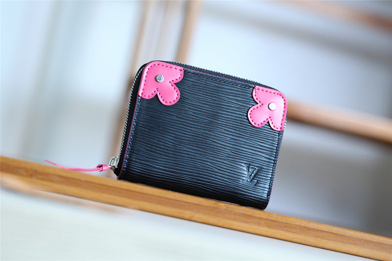Franco Shops - Louis Vuittons  - 9281