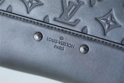 Franco Shops - Louis Vuittons  - 9605