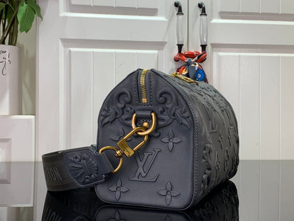 Franco Shops - Louis Vuittons  - 15253
