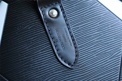 Franco Shops - Louis Vuittons  - 9467