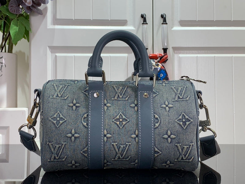 Franco Shops - Louis Vuittons  - 15224
