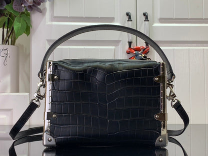 Franco Shops - Louis Vuittons  - 15219