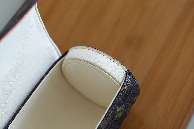 Franco Shops - Louis Vuittons  - 9368