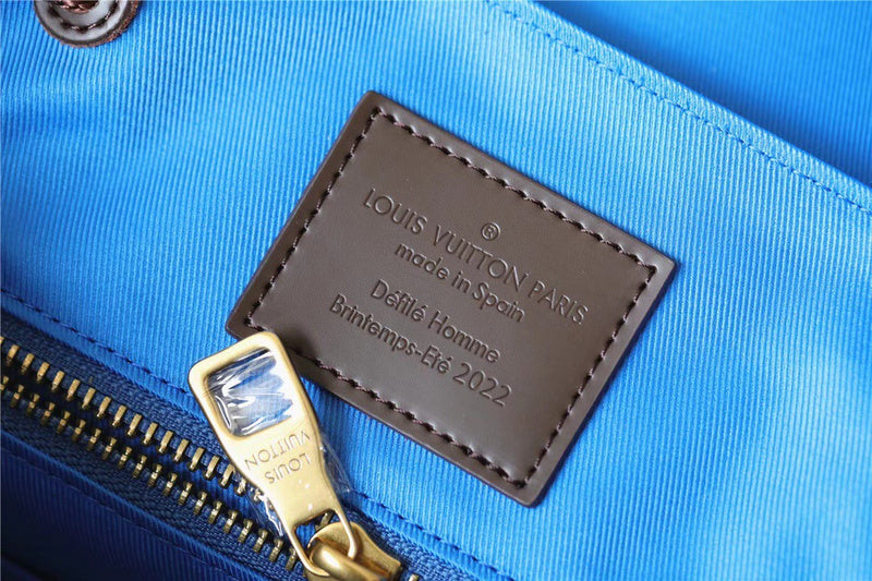Franco Shops - Louis Vuittons  - 9660
