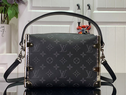 Franco Shops - Louis Vuittons  - 15223