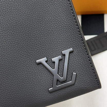 Franco Shops - Louis Vuittons  - 10035