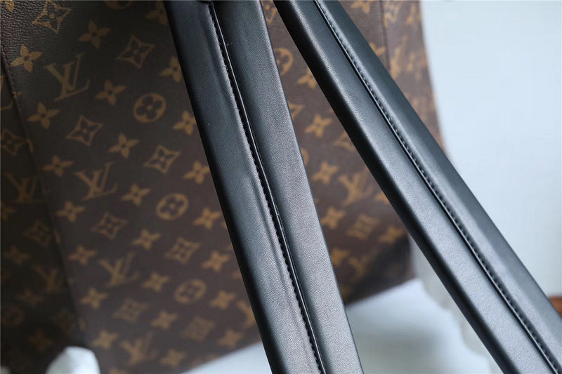 Franco Shops - Louis Vuittons  - 9680
