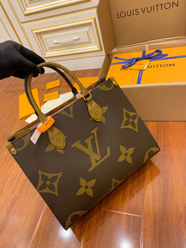 Franco Shops - Louis Vuittons  - 15513