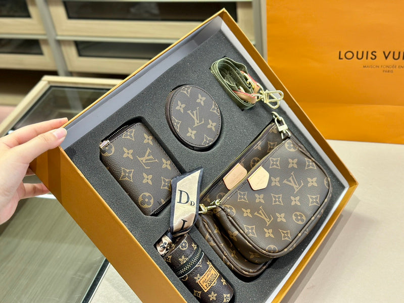 Franco Shops - Louis Vuittons  - 14899