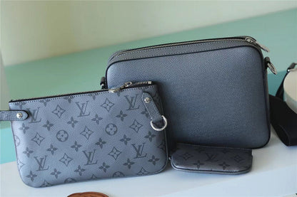 Franco Shops - Louis Vuittons  - 10047