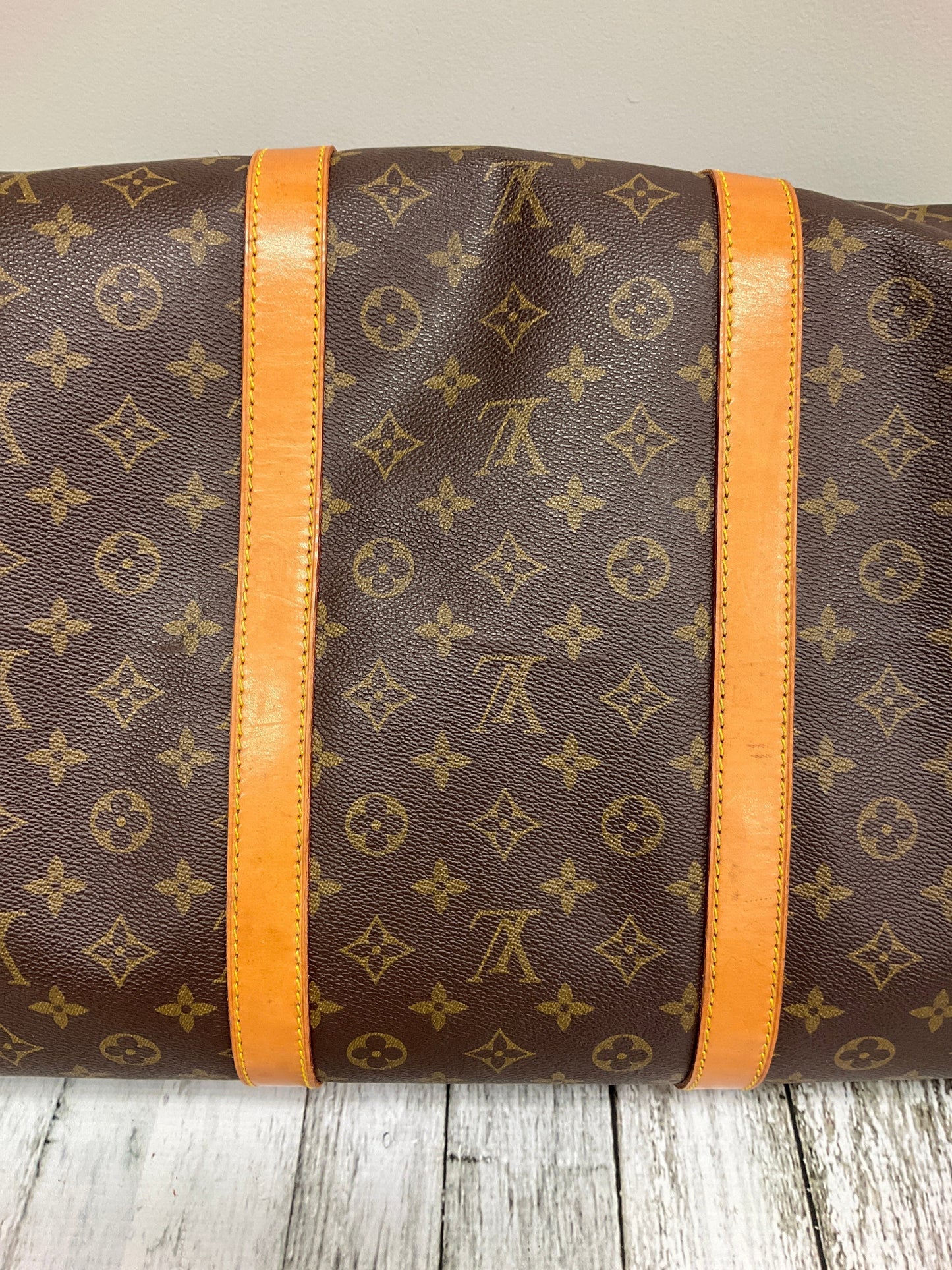 Duffle And Weekender Designer By Louis Vuitton  Size: Large