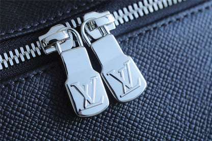 Franco Shops - Louis Vuittons  - 9579