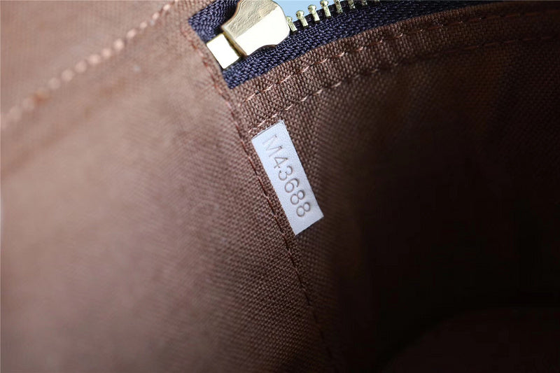 Franco Shops - Louis Vuittons  - 9204