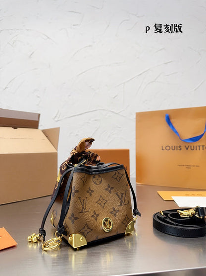 Franco Shops - Louis Vuittons  - 14944