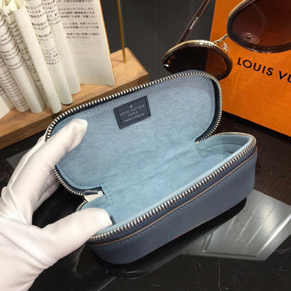 Franco Shops - Louis Vuittons  - 9306