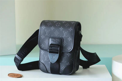 Franco Shops - Louis Vuittons  - 9999