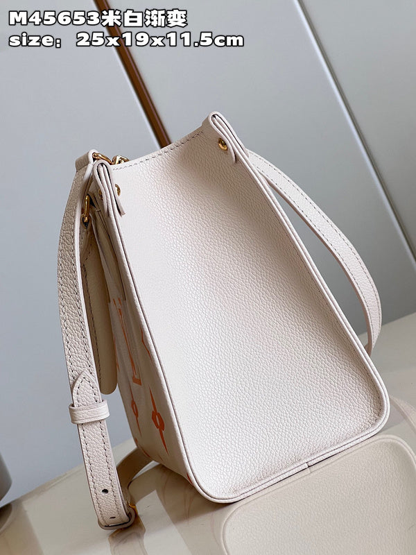 Franco Shops - Louis Vuittons  - 15339