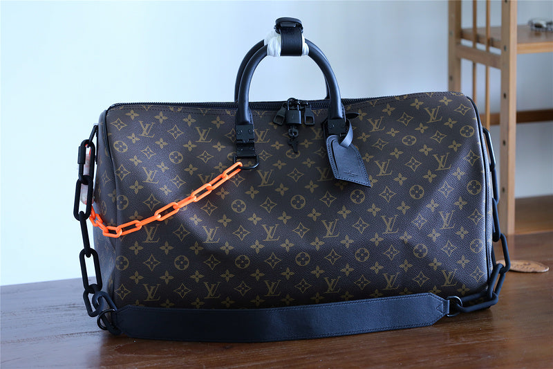 Franco Shops - Louis Vuittons  - 9454