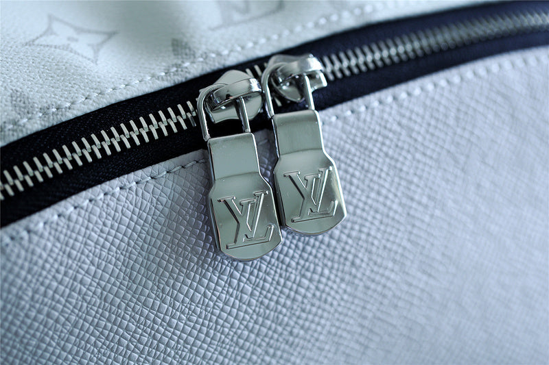 Franco Shops - Louis Vuittons  - 9766