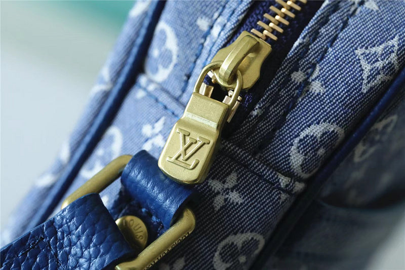 Franco Shops - Louis Vuittons  - 9900