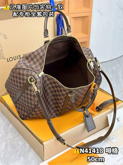 Franco Shops - Louis Vuittons  - 15303
