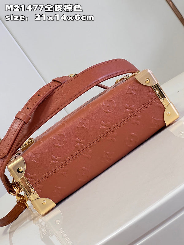 Franco Shops - Louis Vuittons  - 15334