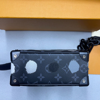 Franco Shops - Louis Vuittons  - 10131