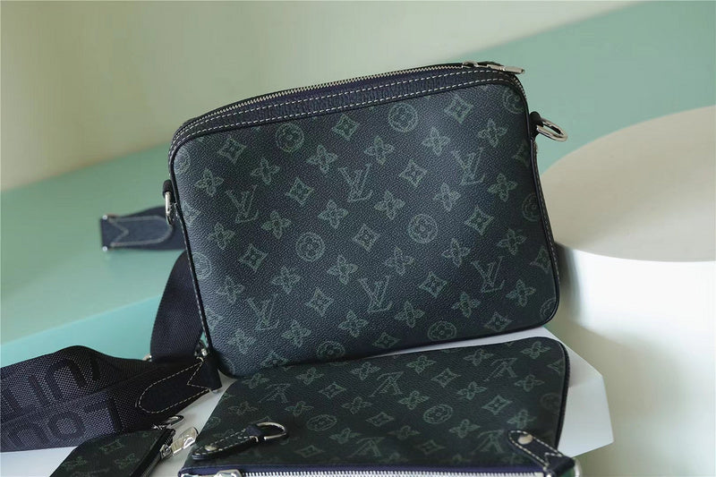 Franco Shops - Louis Vuittons  - 10052