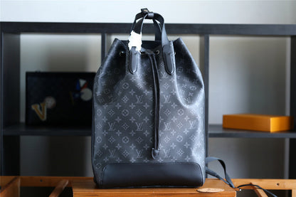 Franco Shops - Louis Vuittons  - 9739