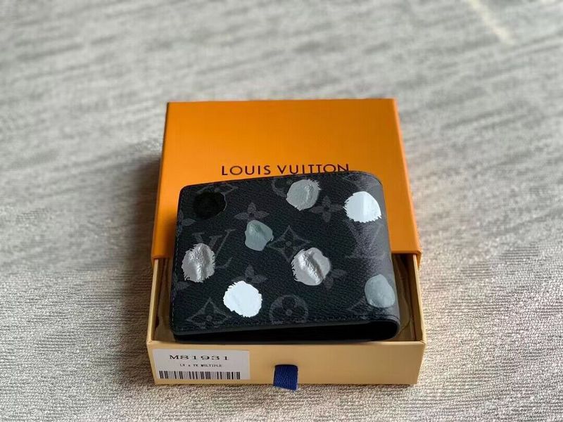 Franco Shops - Louis Vuittons  - 15798