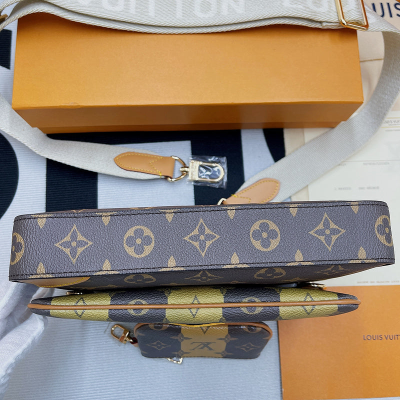 Franco Shops - Louis Vuittons  - 10055