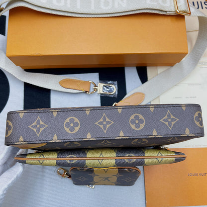 Franco Shops - Louis Vuittons  - 10055