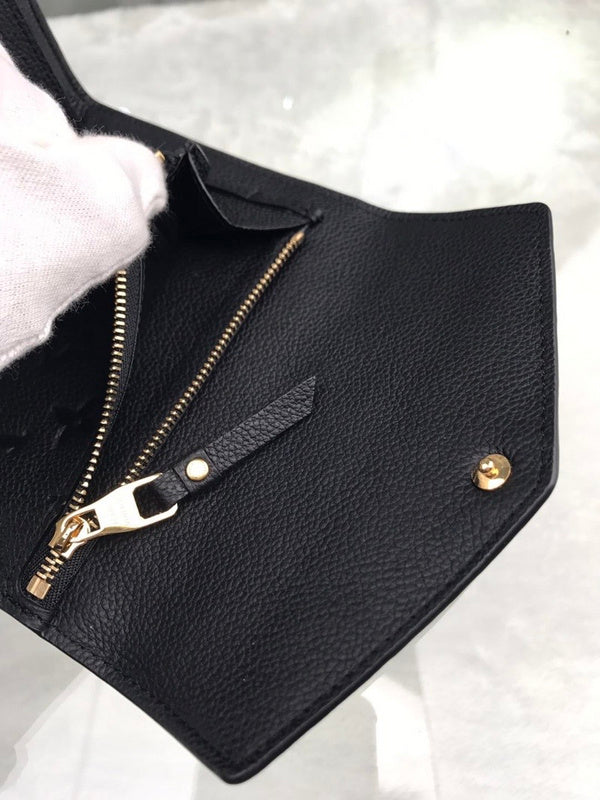 Franco Shops - Louis Vuittons  - 9174
