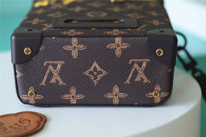 Franco Shops - Louis Vuittons  - 10015