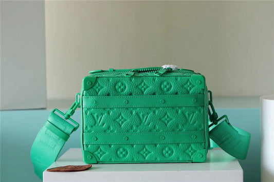 Franco Shops - Louis Vuittons  - 10116