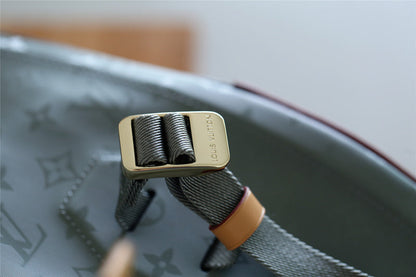 Franco Shops - Louis Vuittons  - 9742
