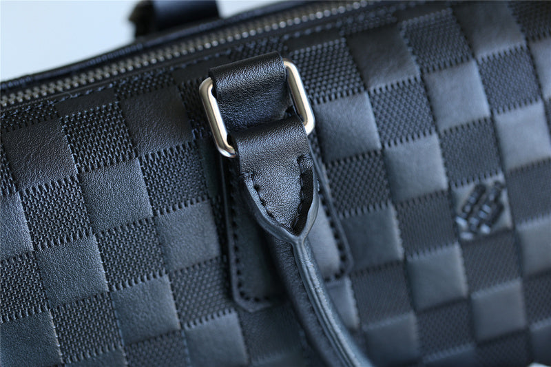Franco Shops - Louis Vuittons  - 9832