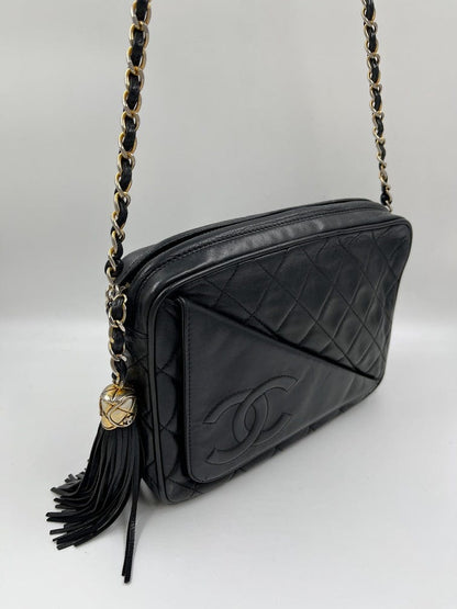 Chanel Camera Bag Lambskin Black Crossbody Bag 4