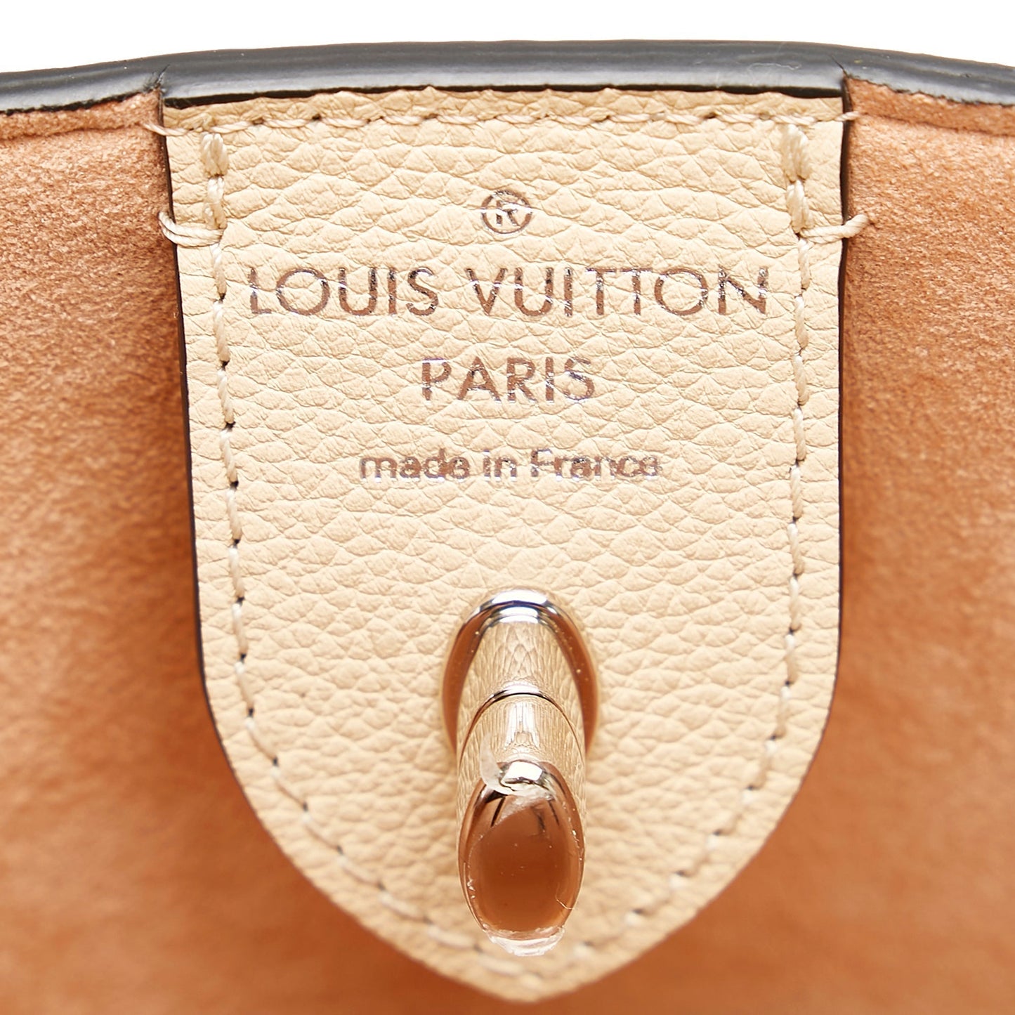 LOUIS VUITTON Lockme Cabas White