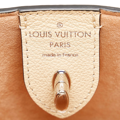 LOUIS VUITTON Lockme Cabas White