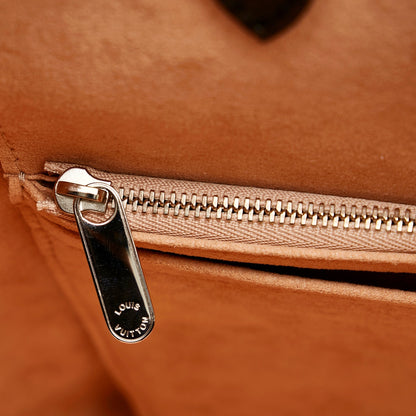 LOUIS VUITTON Lockme Cabas White