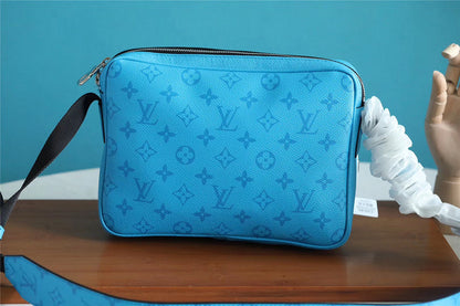 Franco Shops - Louis Vuittons  - 10202